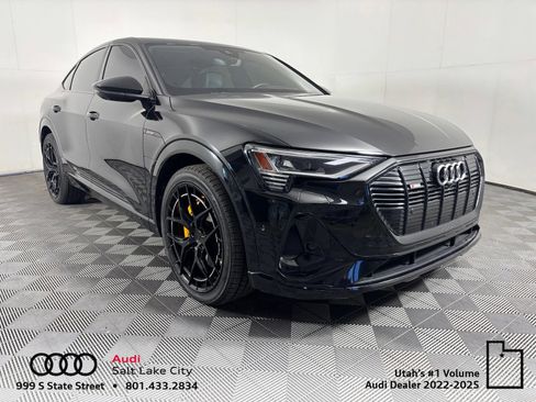 Used 2023 Audi e-tron Prestige AWD/4WD image 1