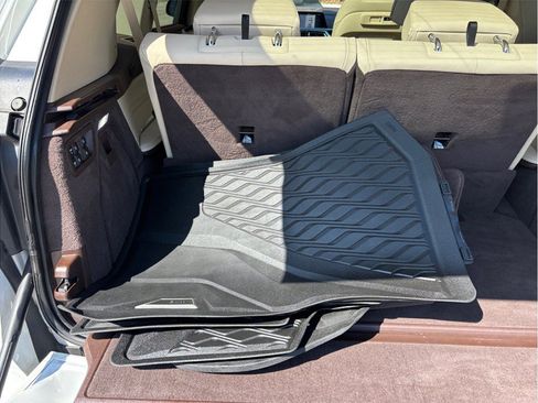 Used 2019 BMW X7 xDrive40i w/ Premium Package AWD/4WD image 56