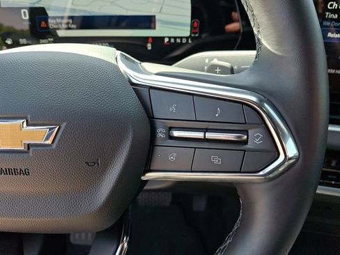 Used 2026 Chevrolet Equinox LT AWD/4WD image 22