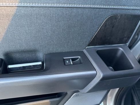 Used 2023 Ford F150 Lariat w/ FX4 Off-Road Package image 21