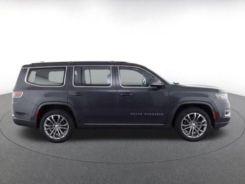 Used 2023 Jeep Grand Wagoneer Series II AWD/4WD image 10