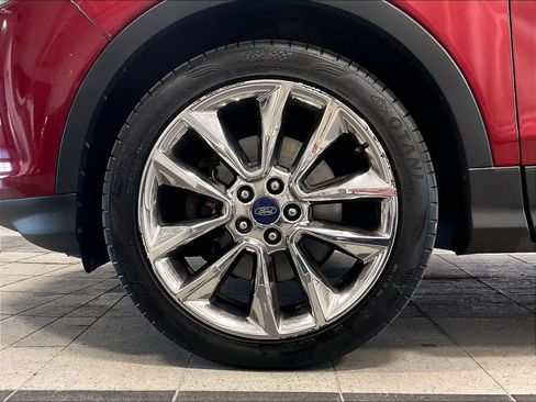 Used 2016 Ford Escape SE w/ SE Chrome Package image 7