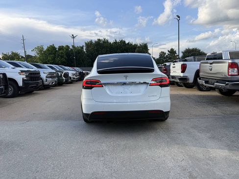 Used 2019 Tesla Model X 75D AWD/4WD image 38