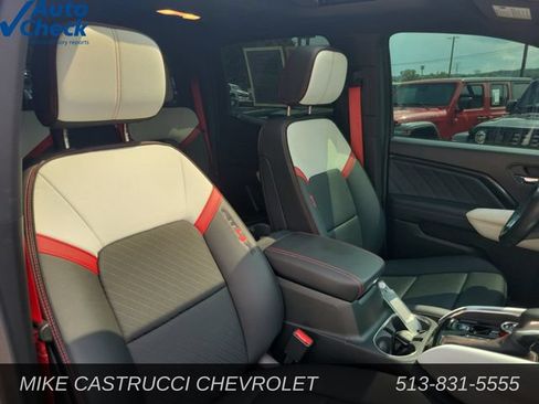 Used 2024 GMC Canyon AT4X AWD/4WD image 26