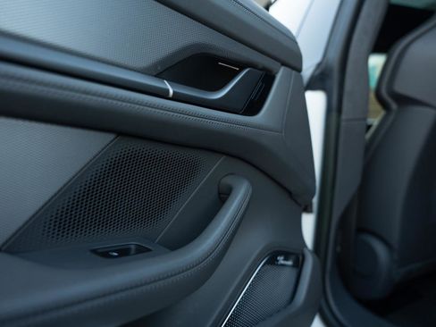 Used 2022 Porsche Taycan Turbo S image 89