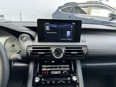 Used 2025 Lexus IS 300 F Sport image 16