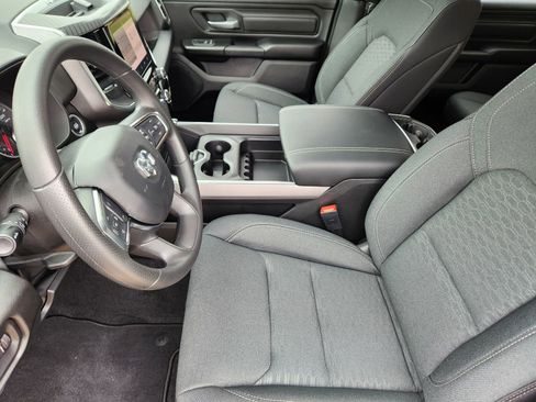 New 2026 RAM 1500 Express AWD/4WD image 23