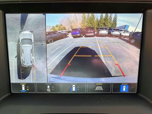 Used 2023 GMC Acadia AT4 w/ Technology Package AWD/4WD image 23