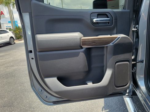 Used 2020 Chevrolet Silverado 1500 LT Trail Boss AWD/4WD image 13
