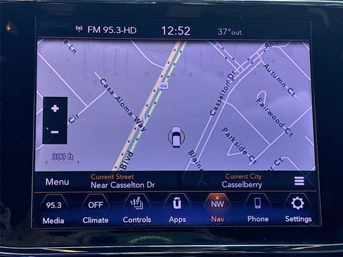 Used 2019 Jeep Grand Cherokee Limited image 14