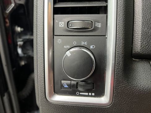Used 2024 RAM 1500 Classic SLT RWD image 34