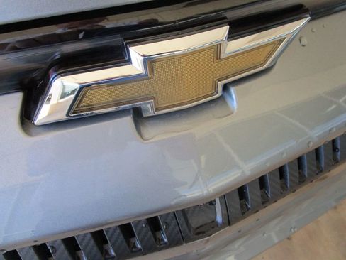 New 2026 Chevrolet Equinox EV LT w/ Convenience Package II image 25