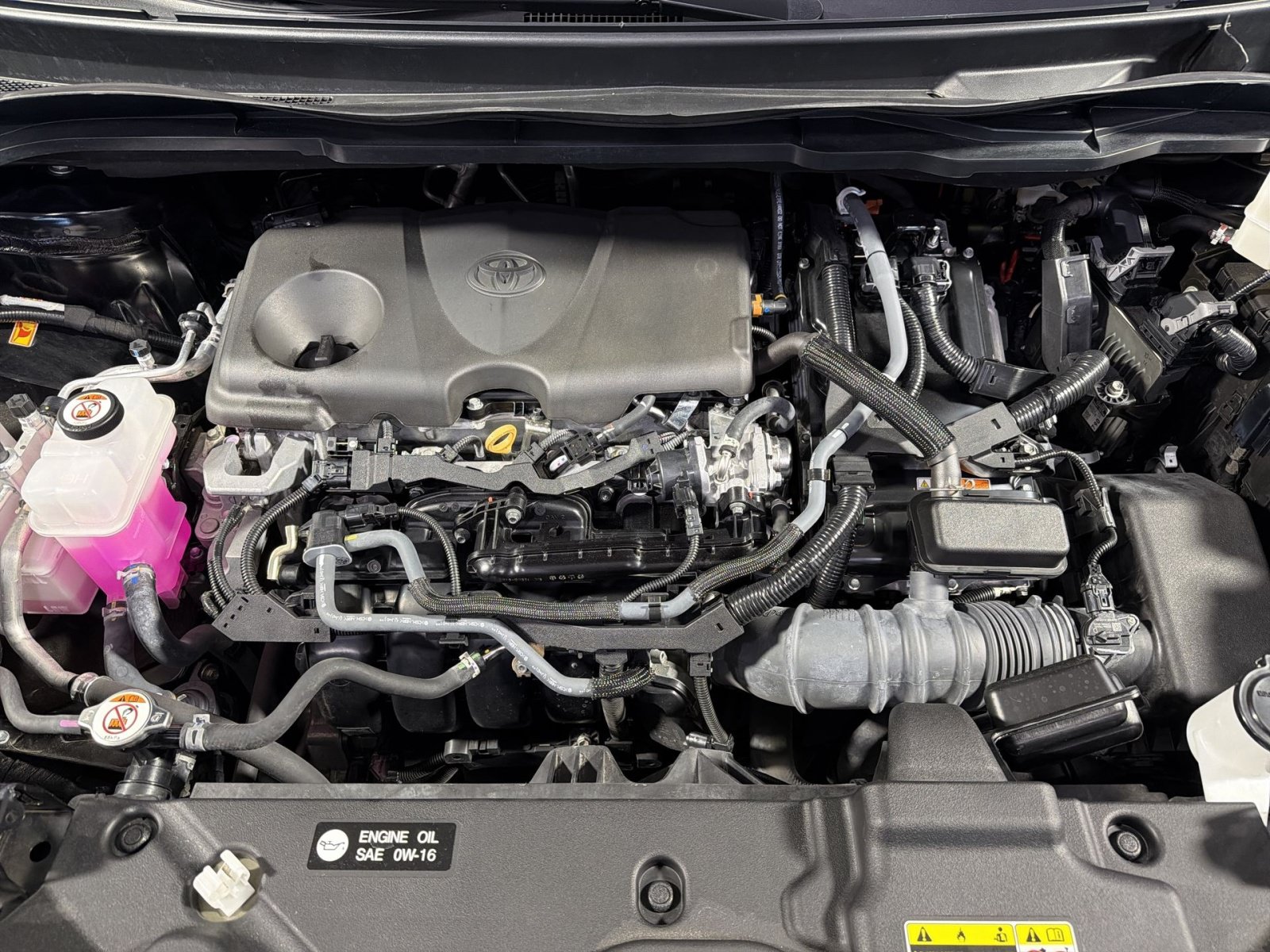 Used 2025 Toyota Sienna LE FWD image 27