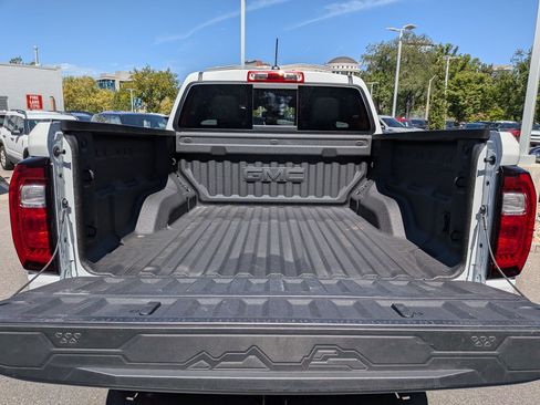 Used 2025 GMC Canyon AT4 w/ AT4X Package AWD/4WD image 28