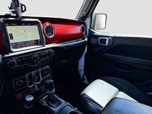 Used 2018 Jeep Wrangler Unlimited Rubicon image 24