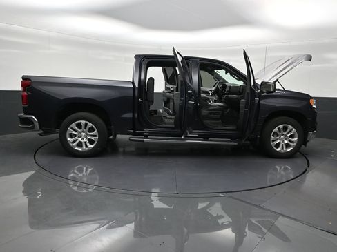 Used 2023 Chevrolet Silverado 1500 LTZ RWD image 32