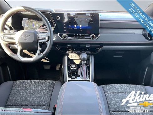 Used 2024 Chevrolet Colorado Z71 w/ Advanced Trailering Package image 8