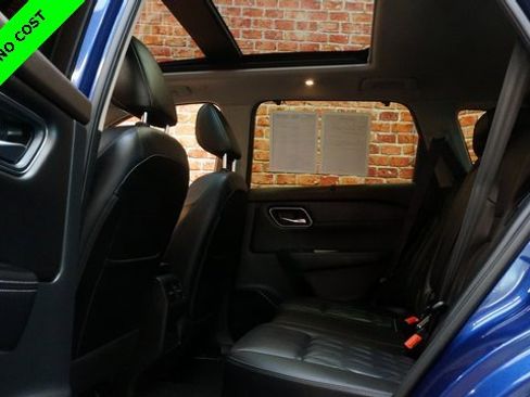 Certified 2023 Nissan Rogue Platinum image 32