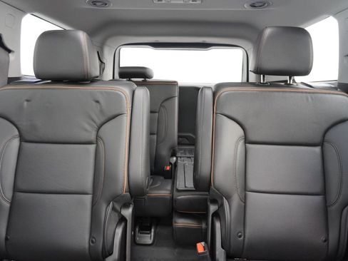 Used 2023 GMC Acadia AT4 w/ Technology Package image 34