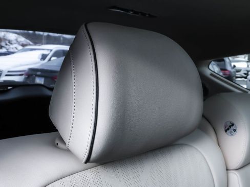 Used 2023 Genesis GV80 2.5T w/ Prestige Package image 31