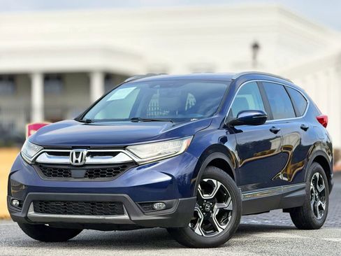 Used 2018 Honda CR-V Touring image 2