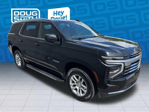 Used 2025 Chevrolet Tahoe LT AWD/4WD image 7