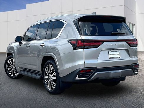 Used 2026 Lexus LX 700h Luxury AWD/4WD image 3