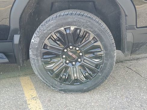 New 2026 GMC Sierra EV Elevation w/ Premium Package image 31