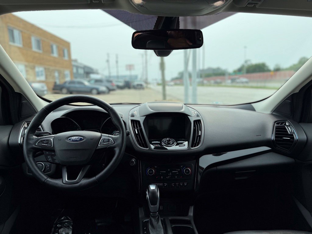 Used 2019 Ford Escape Titanium AWD/4WD image 23