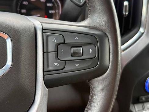 Used 2022 GMC Sierra 1500 SLT w/ SLT Premium Plus Package AWD/4WD image 12