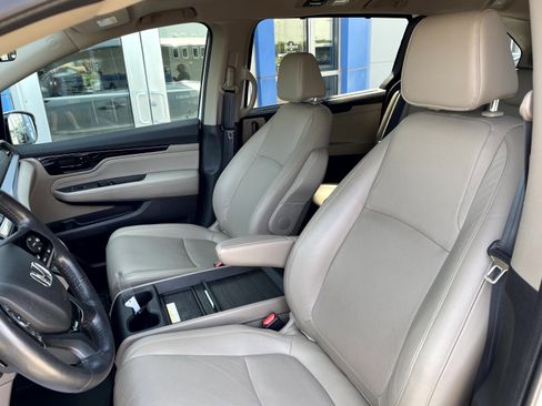 Used 2018 Honda Odyssey Elite image 12