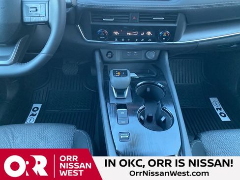 New 2026 Nissan Rogue SV image 25