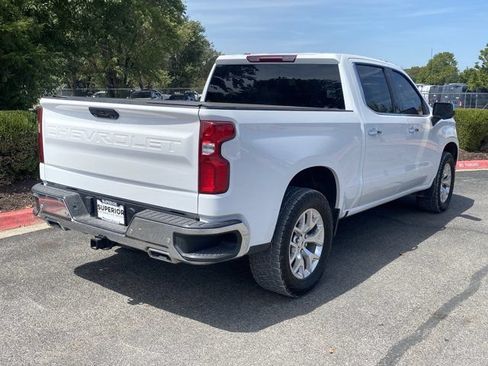 Used 2025 Chevrolet Silverado 1500 LTZ AWD/4WD image 3