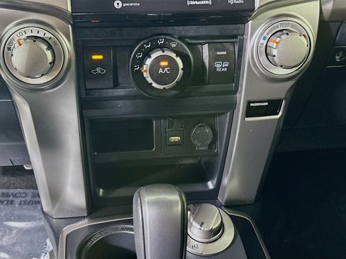 Certified 2024 Toyota 4Runner SR5 Premium image 23