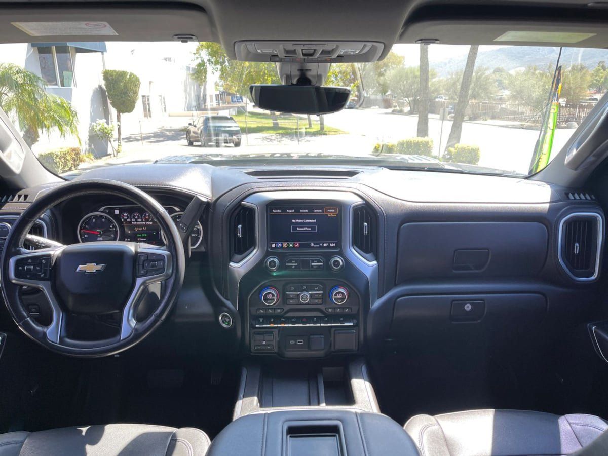 Used 2022 Chevrolet Silverado 2500 LTZ w/ LTZ Plus Package AWD/4WD image 12