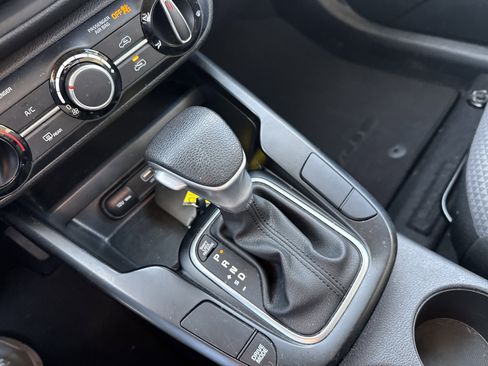 Used 2024 Kia Soul LX w/ Option Group 015 image 24