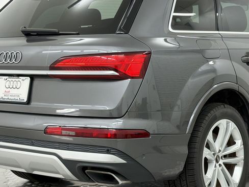 Used 2025 Audi Q7 3.0T Premium Plus AWD/4WD image 27