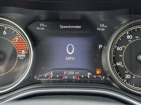 Used 2022 Jeep Cherokee Limited AWD/4WD image 22