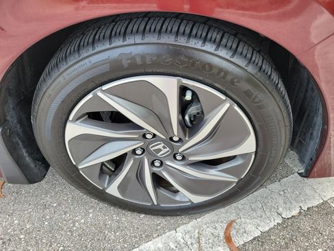 Used 2019 Honda Insight Touring image 12