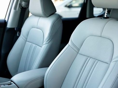 New 2026 Honda HR-V EX-L image 21