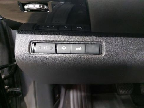 Certified 2025 Nissan Pathfinder SV AWD/4WD image 27