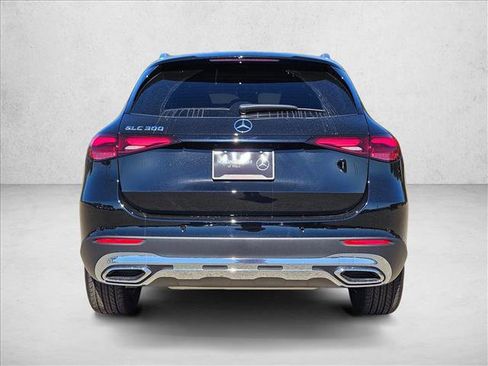 New 2026 Mercedes-Benz GLC 300 image 8