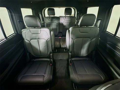 New 2025 Jeep Grand Cherokee L Overland image 10