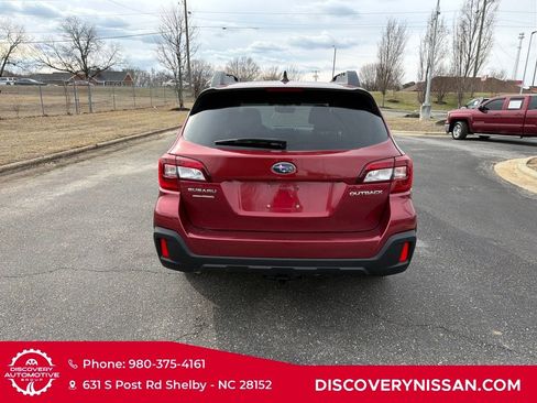 Used 2018 Subaru Outback 2.5i Premium image 8