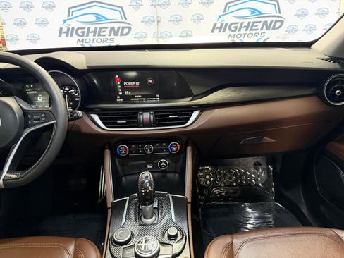 Used 2018 Alfa Romeo Stelvio Sport w/ Cold Weather Package image 36