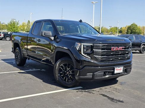 New 2026 GMC Sierra 1500 Pro w/ Graphite Edition image 2