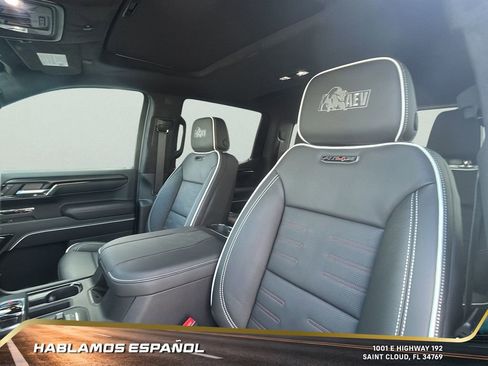 New 2026 GMC Sierra 1500 AT4X w/ AT4X AEV Edition image 17