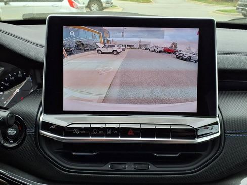 New 2025 Jeep Compass Latitude w/ Altitude Special Edition image 21