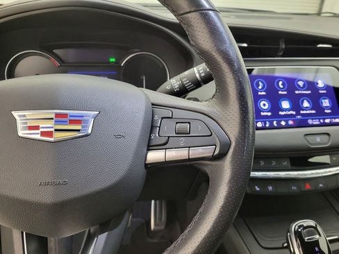 Used 2023 Cadillac XT4 Sport AWD/4WD image 10