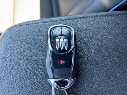 Used 2025 Buick Envista Sport Touring FWD image 23